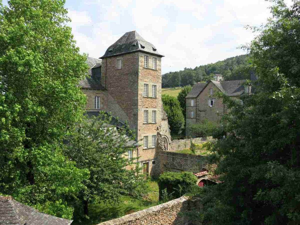 Hotel La Tour Aubazines Exteriér fotografie
