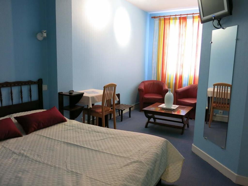 Hotel La Tour Aubazines Exteriér fotografie